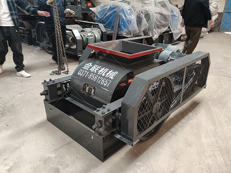 2pgc600*750雙齒輥破碎機發(fā)往湖南婁底破碎煤塊